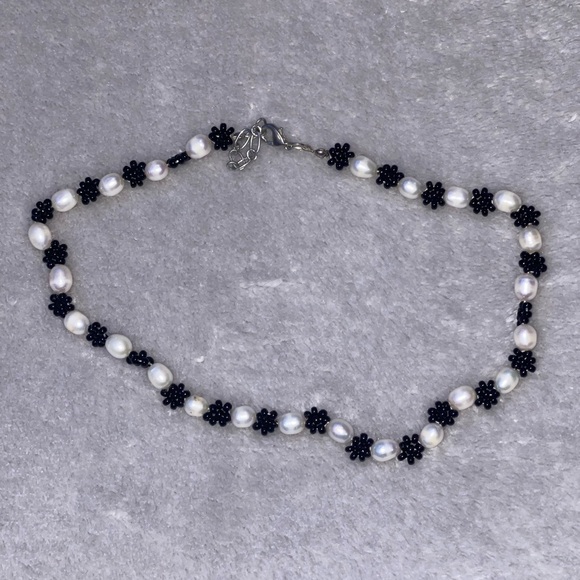 Beaded Necklace - Picture 2 of 4